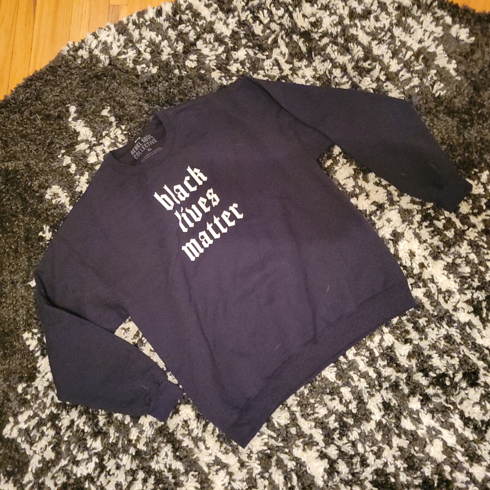 Rebel Soul Collective XL Black Lives Matter Crew Neck